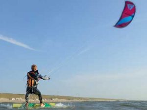 kitesurfles-Zandvoort-5-daagse-400x300